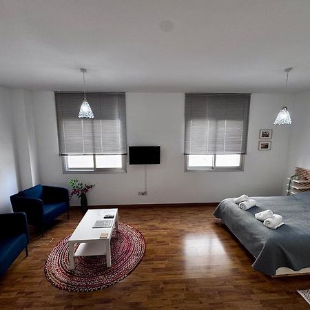 Lovely Studio Apartment In Pafos מראה חיצוני תמונה
