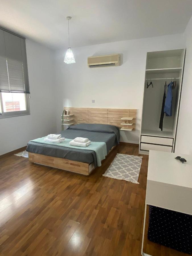Lovely Studio Apartment In Pafos מראה חיצוני תמונה