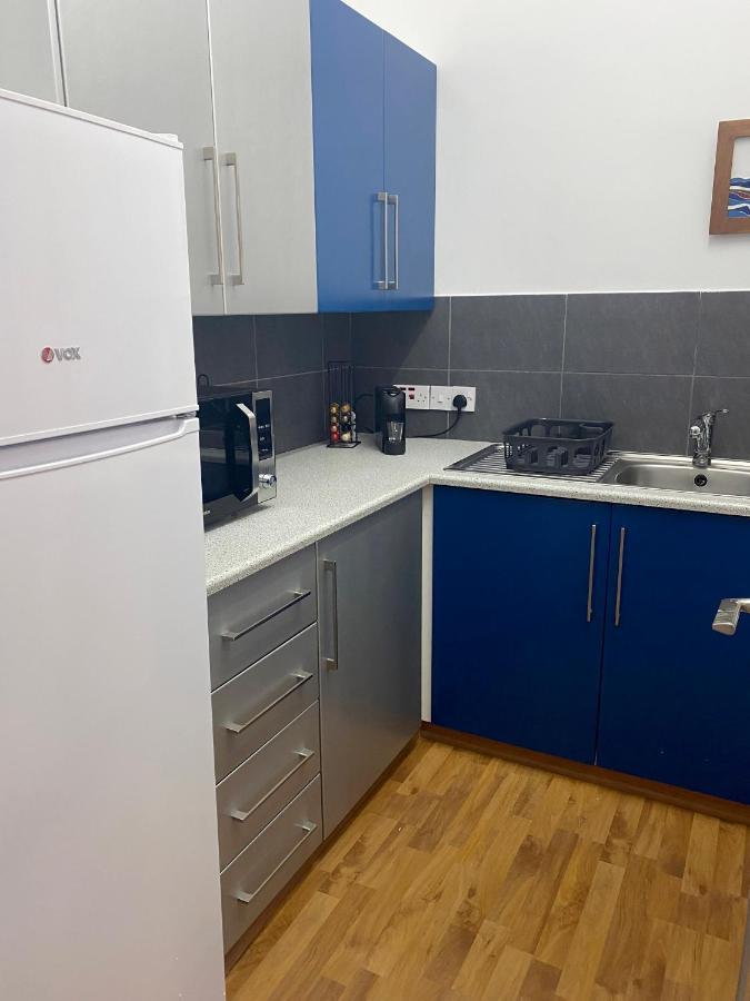 Lovely Studio Apartment In Pafos מראה חיצוני תמונה