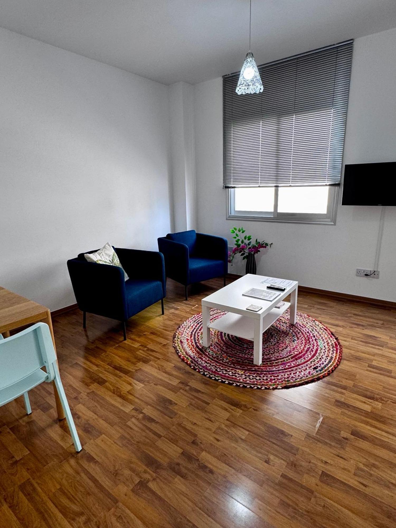 Lovely Studio Apartment In Pafos מראה חיצוני תמונה