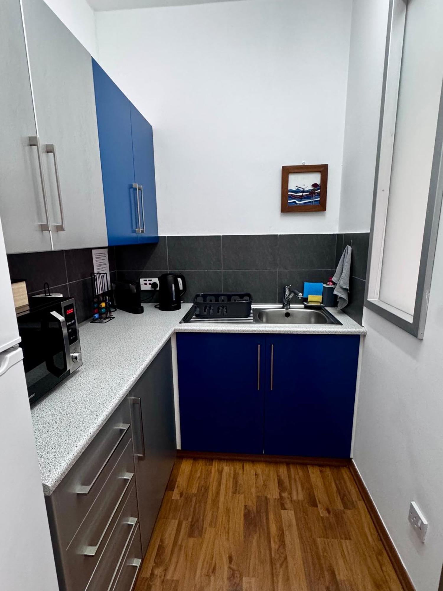 Lovely Studio Apartment In Pafos מראה חיצוני תמונה