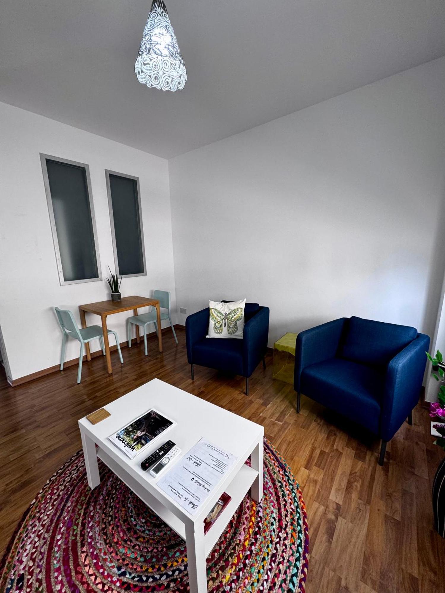 Lovely Studio Apartment In Pafos מראה חיצוני תמונה