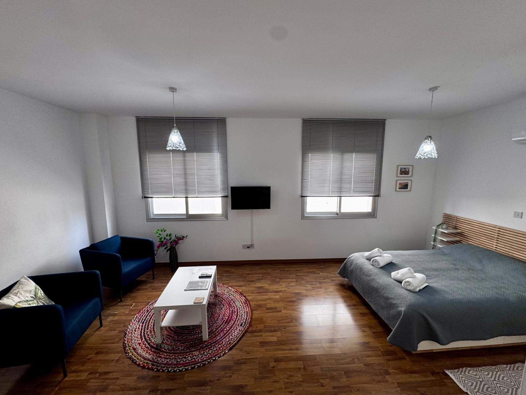 Lovely Studio Apartment In Pafos מראה חיצוני תמונה